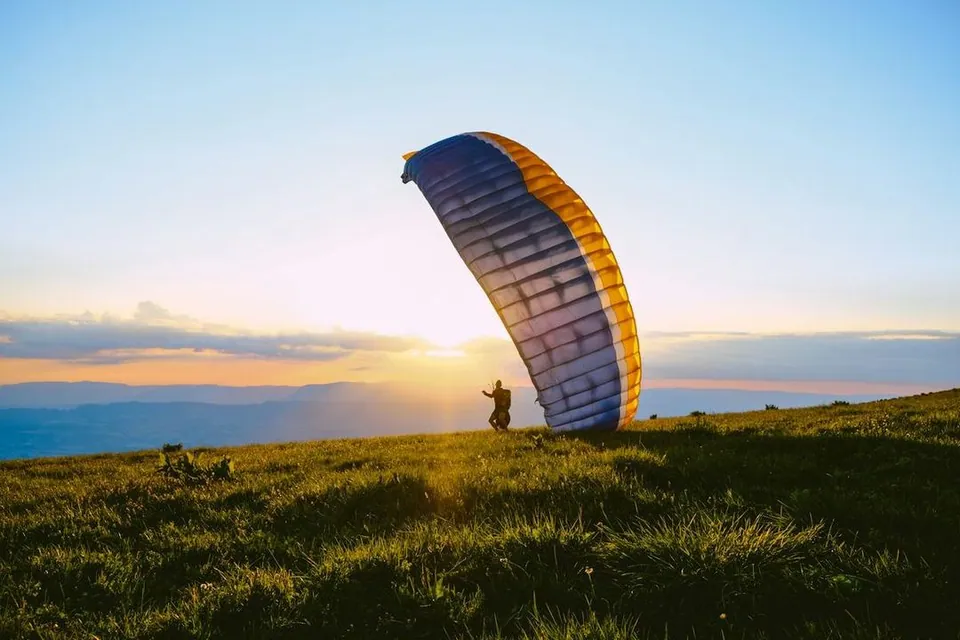 Parapente : Vol en parapente au-dessus du Sancy à Le Mont-Dore